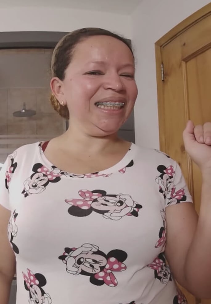 Laura Hot VR